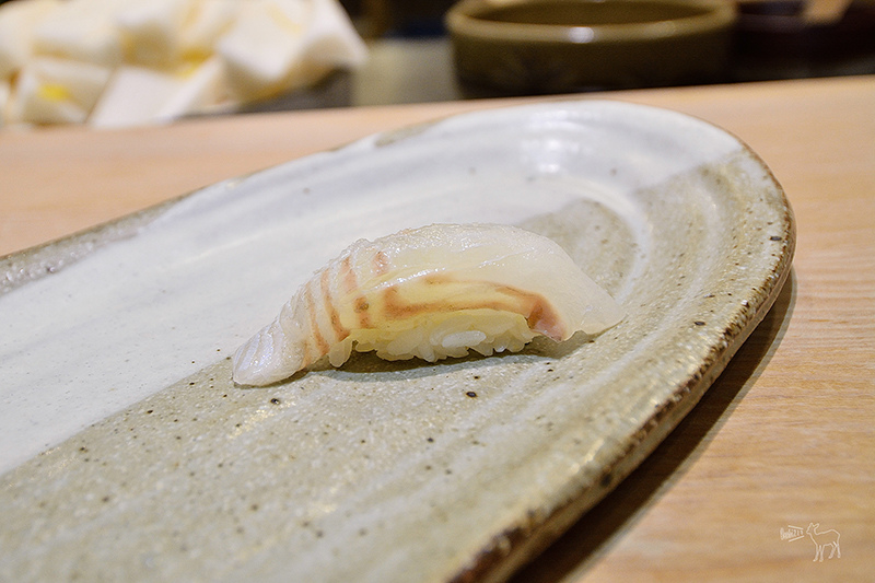 山花日本料理午餐:(有WIFI)好吃的鮪魚腹肉.北海道海膽干貝.松葉蟹腳,台北捷運科技大樓,遠企附近餐廳