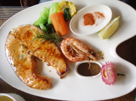 春天農場-春天香草廚房:香烤鮭魚排~鮮嫩滴美味