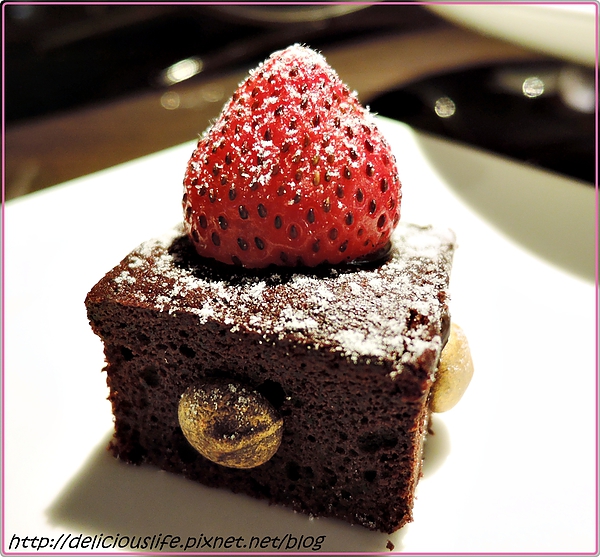 古典巧克力蛋糕1