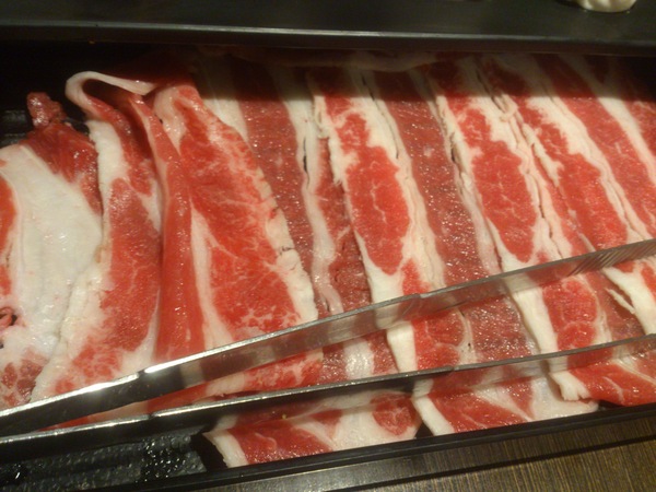 聚北海道昆布鍋(台北SOGO忠孝店)：打破之前壞印象的〞聚火鍋SOGO忠孝店〞