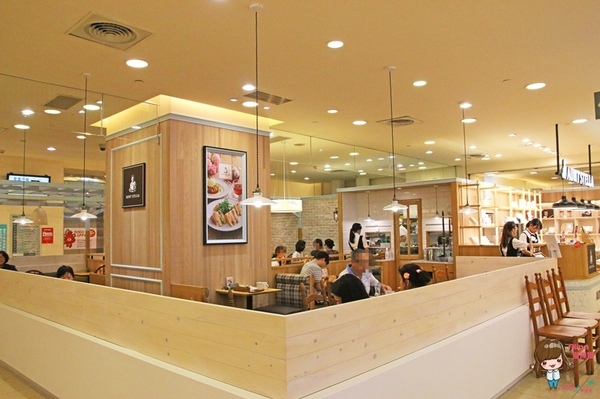 Aunt Stella's 詩特莉餅乾咖啡(SOGO復興店):【食記】台北東區 詩特莉 AUNT STELLA 早午餐新菜色 美式鄉村 熱烤培根菠菜捲 起司鹹派大推