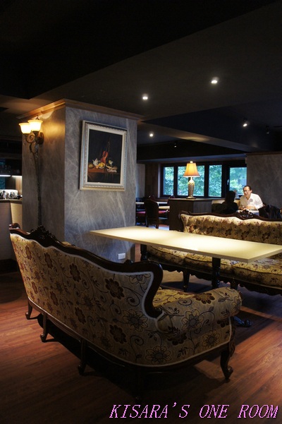 西雅圖極品咖啡(忠孝延吉店)：華麗度大增，西雅圖極品嚴焙