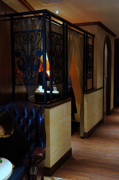 Barista Premium西雅圖極品嚴焙(忠孝延吉店):(胖樺食記)台北東區”西雅圖極品嚴焙咖啡館Barista Premium “。歐式優雅下午茶氛圍。