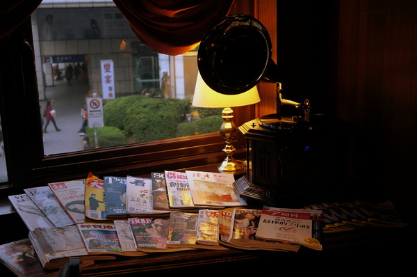 Barista Premium西雅圖極品嚴焙(忠孝延吉店):(胖樺食記)台北東區”西雅圖極品嚴焙咖啡館Barista Premium “。歐式優雅下午茶氛圍。