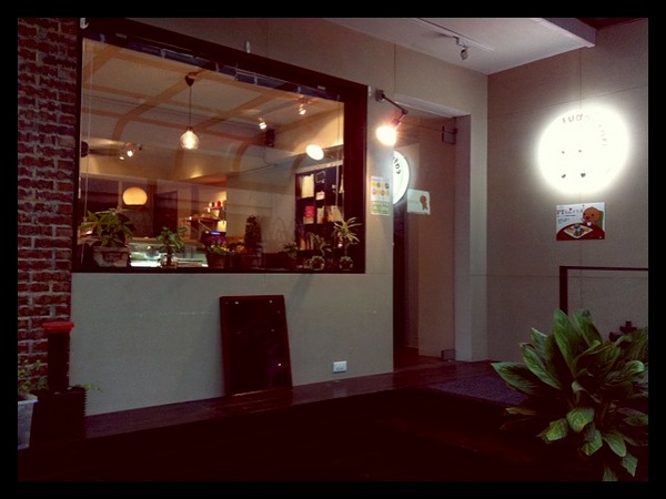 Fudgetori Cafe：特色咖啡廳*(永康街)酥脆好吃帕里尼-Fudgetori Cafe