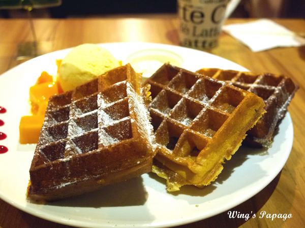 Panos Cafe 漢方堡店(永康店):來自比利時中西創意料理。【Panos Cafe 漢方堡店】體驗