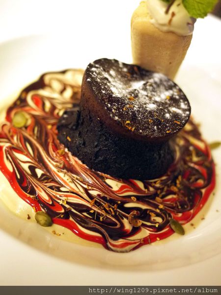 Coffee Smith(復北店):咖啡店也有令人驚艷的美味料理。「COFFEE SMITH(復北店)」