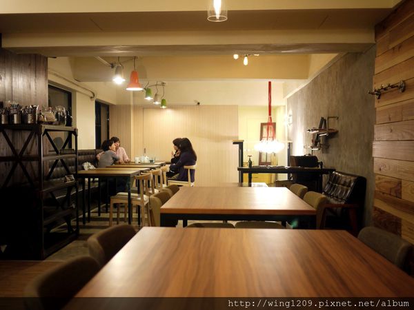 Coffee Smith(復北店):咖啡店也有令人驚艷的美味料理。「COFFEE SMITH(復北店)」