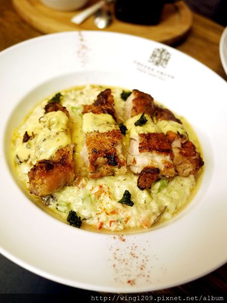 Coffee Smith(復北店):咖啡店也有令人驚艷的美味料理。「COFFEE SMITH(復北店)」