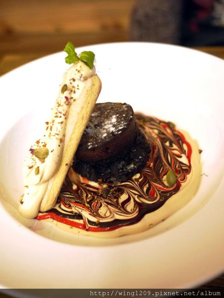 Coffee Smith(復北店):咖啡店也有令人驚艷的美味料理。「COFFEE SMITH(復北店)」