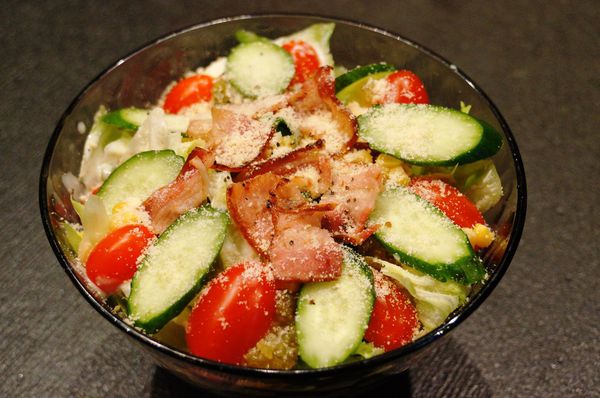 台北美食推薦-信義區夜店酒吧風的日式燒烤店[ 炙酒宅 ]