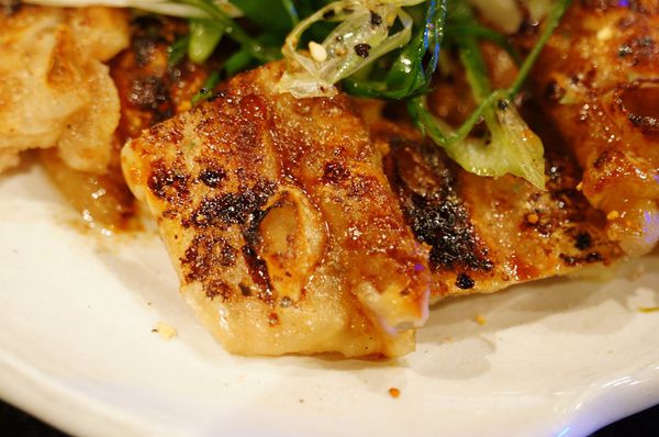 台北美食推薦-信義區夜店酒吧風的日式燒烤店[ 炙酒宅 ]