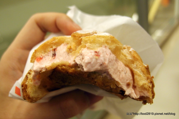 beardpapa日式泡芙工房(SOGO忠孝店):【台北大安】beardpapa日式泡芙工房-SOGO忠孝店B2的美味泡芙,想吃還得排隊!(東區)