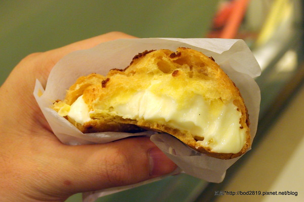 beardpapa日式泡芙工房(SOGO忠孝店):【台北大安】beardpapa日式泡芙工房-SOGO忠孝店B2的美味泡芙,想吃還得排隊!(東區)