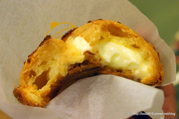 beardpapa日式泡芙工房(SOGO忠孝店):【台北大安】beardpapa日式泡芙工房-SOGO忠孝店B2的美味泡芙,想吃還得排隊!(東區)