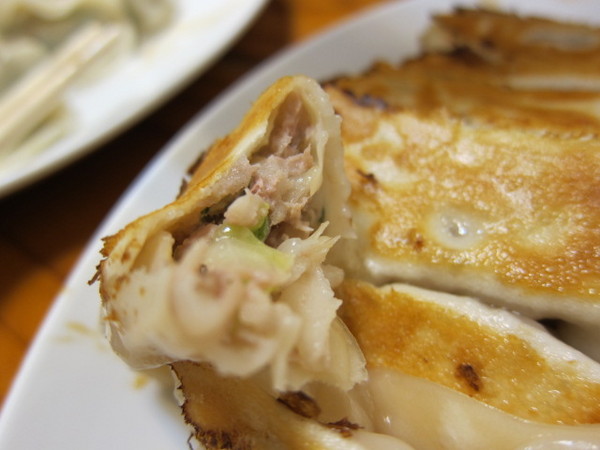 及品鍋貼水餃專賣店:(台北)士林及品鍋貼水餃