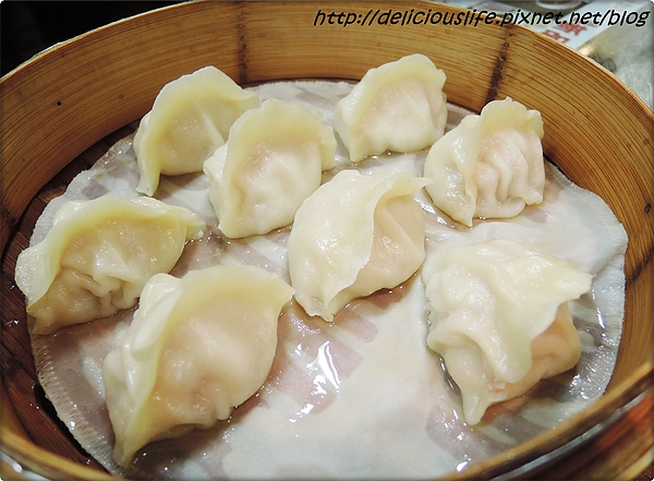 鮮肉蒸餃