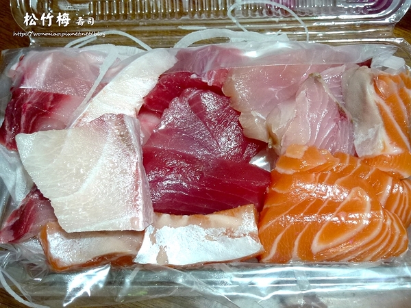 松竹梅壽司：【台北市士林區】 劍潭人氣平價壽司老店, 花壽司是招牌, 也有生魚片, 花壽司, 握壽司... ✿✿ 松竹梅壽司店 ✿✿