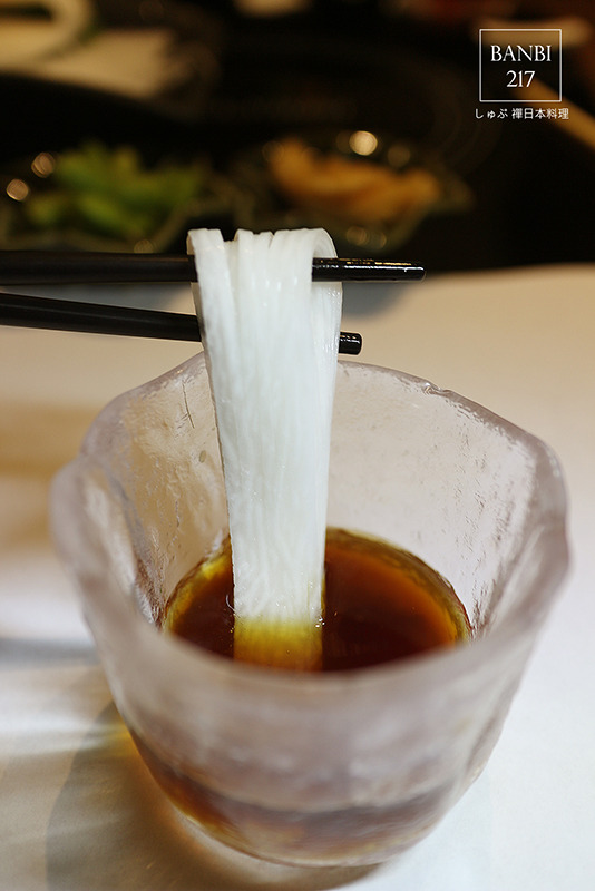 Banbi217 美食旅遊: しゃぶ禪日本料理 澳洲和牛肉壽喜燒,日本酵母豬肉日式涮涮鍋,生魚片(天母大葉高島屋美食,捷運芝山站轉免費接駁車)