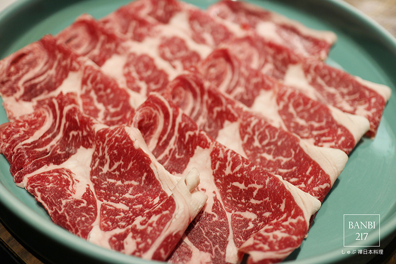 Banbi217 美食旅遊: しゃぶ禪日本料理 澳洲和牛肉壽喜燒,日本酵母豬肉日式涮涮鍋,生魚片(天母大葉高島屋美食,捷運芝山站轉免費接駁車)