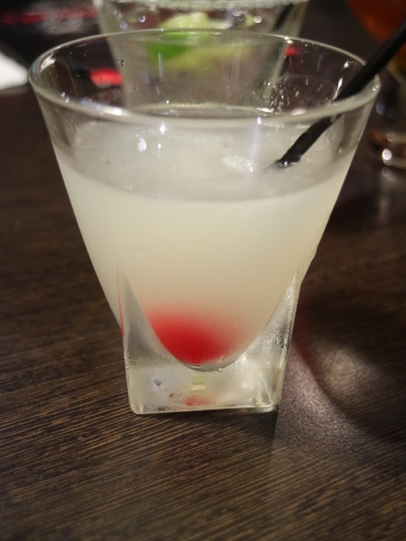 Alleycat's Stone-Oven-Baked Pizza 手工窯烤披薩(天母店Tien Mu)：【台北美食】聚餐看運動比賽好地方，Alleycat's Stone-Oven-Baked Pizza 手工窯烤披薩 / 天母店Tien Mu@芝山捷運站