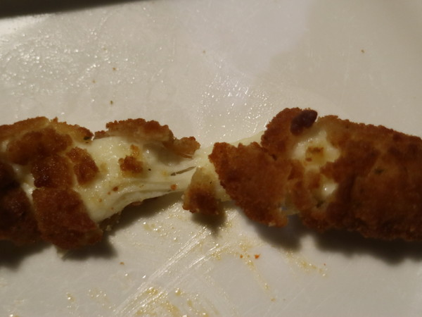 Alleycat's Stone-Oven-Baked Pizza 手工窯烤披薩(天母店Tien Mu)：【台北美食】聚餐看運動比賽好地方，Alleycat's Stone-Oven-Baked Pizza 手工窯烤披薩 / 天母店Tien Mu@芝山捷運站