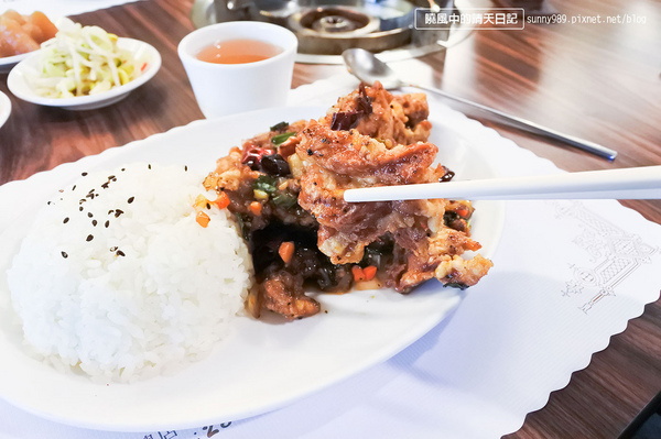 高麗味(忠誠店)：【平日午餐小確幸】天母高麗味韓式商業午餐　辣湯乾烹雞超味美