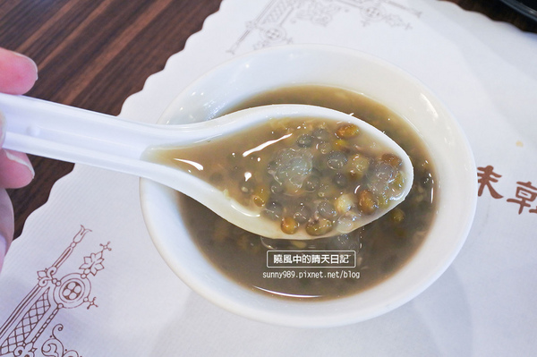 高麗味(忠誠店)：【平日午餐小確幸】天母高麗味韓式商業午餐　辣湯乾烹雞超味美