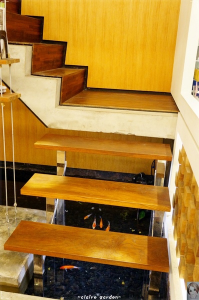 拓樸本然Topo Cafe:台北 天母 Topo~ 設計.天然.水燈泡