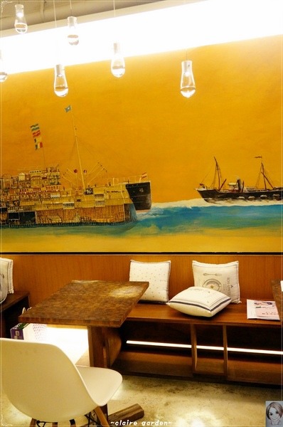 拓樸本然Topo Cafe:台北 天母 Topo~ 設計.天然.水燈泡