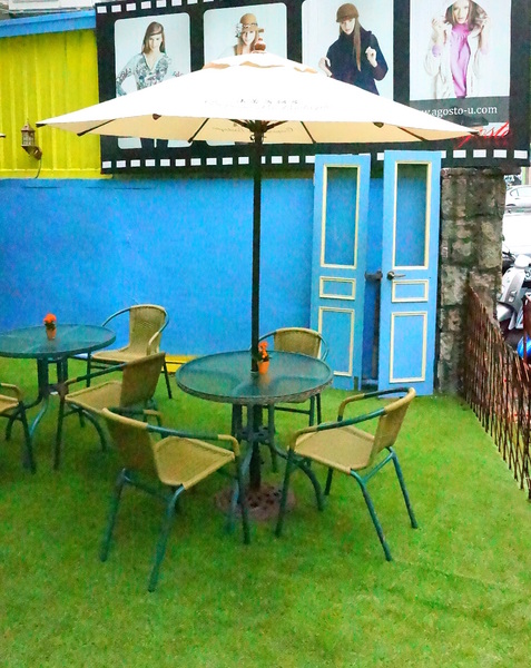 法蕾薄餅屋(天母店):【台北.天母】法蕾薄餅屋-「法式庭園配上美味道地薄餅!」