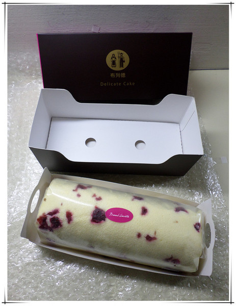 布列德：【宅配】什麼！！！！？蛋糕捲上開了花？好喜氣？→布列德