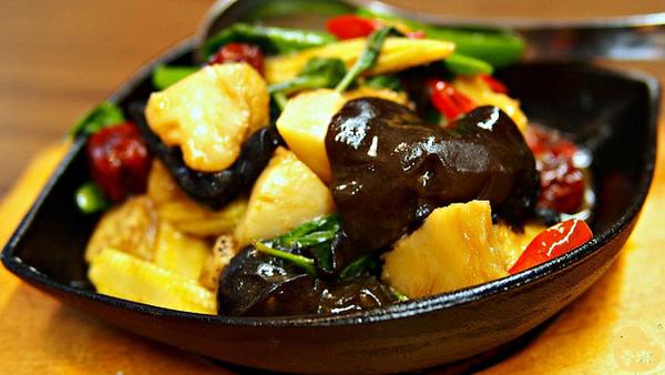 毫光  回田蔬苑：【試吃】《毫光-回田蔬苑》天然養生蔬食也能有好味道