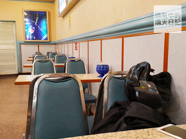 辛發亭冰品名店:【士林|辛發亭】50年台北人必吃雪花冰老店