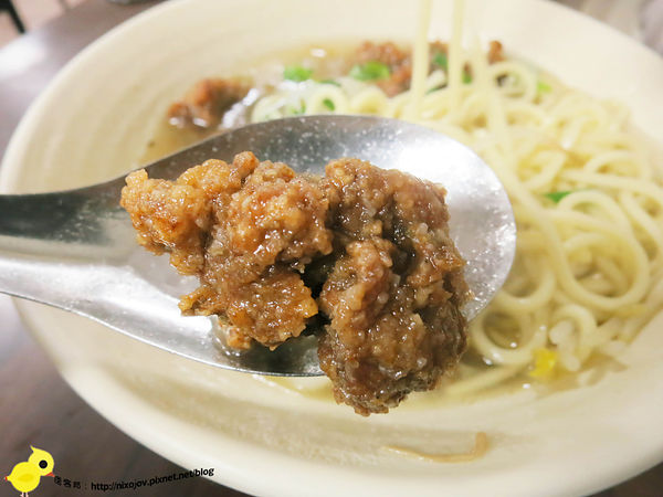 【台北】福珍-台北轉運站的巷子美食-排骨酥麵