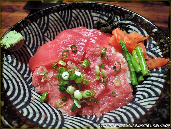 鮪魚雙色丼220