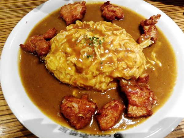 炸雞塊歐姆蛋咖哩飯2.jpg