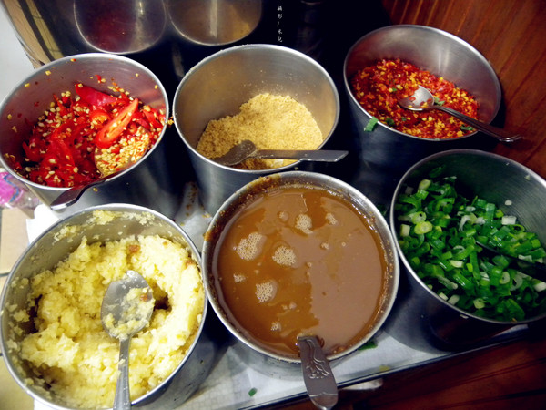 天喜迷你小火鍋(圓環店):【台北市大同區。火鍋】 天喜迷你小火鍋 30年以上老店 路過不要錯過的石頭小火鍋