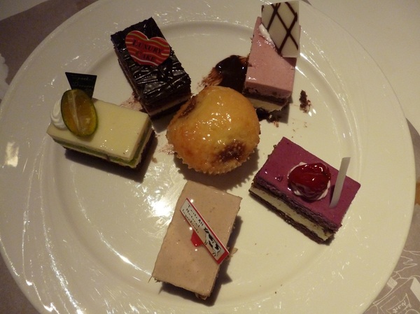 饗食天堂(京站店):我的美食天堂--饗食天堂京站店之初体驗