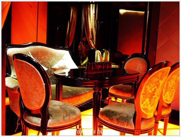 L'air Rouge 紅色檳氛(京站)：台北‧L'Air Rouge 紅色檳氛