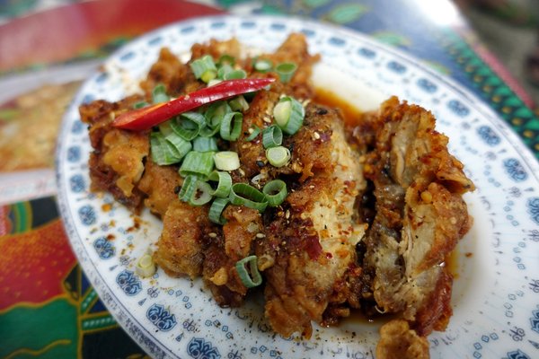 泰國小館(總店):(胖樺食記)台北公館商圈推薦美食「泰國小館」/汀洲路/打拋豬/台灣大學商圈