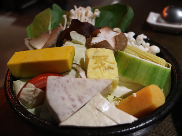 聚北海道昆布鍋(板橋環球店)：【台北美食】新鮮食材，聚北海道昆布鍋--板橋環球店@板橋車站