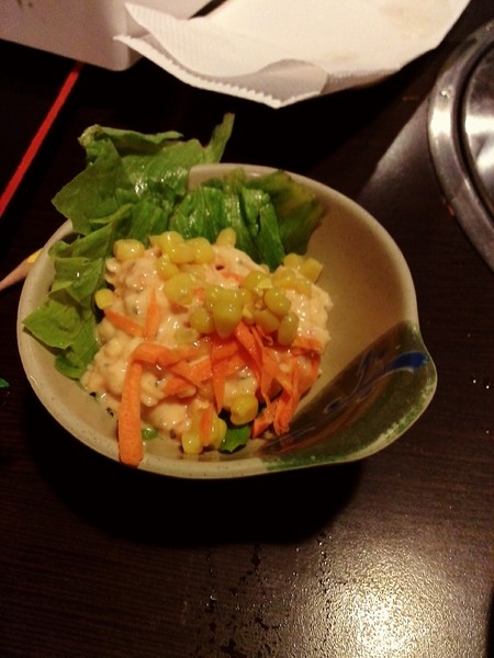 燒肉眾精緻炭火燒肉：海鮮CP值高到想在店裡轉圈圈之【燒肉眾】