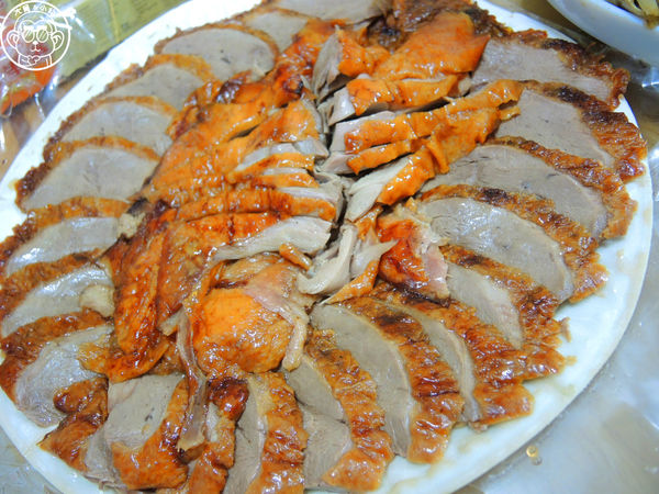 萬香烤鴨莊:呷飽祙【新北板橋・萬香烤鴨莊】烤鴨冠軍的美味