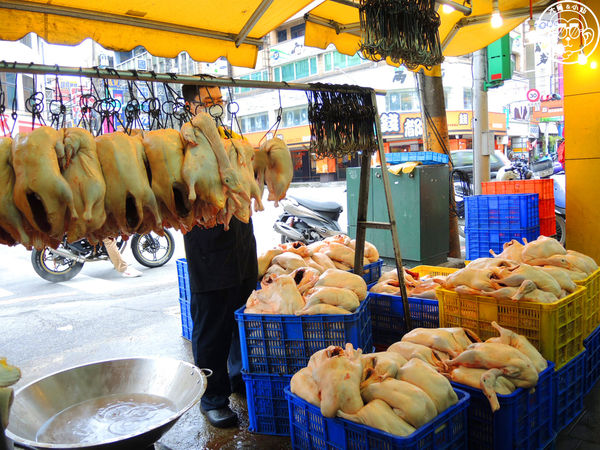 萬香烤鴨莊:呷飽祙【新北板橋・萬香烤鴨莊】烤鴨冠軍的美味