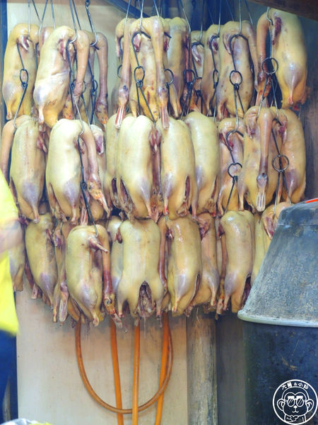 萬香烤鴨莊:呷飽祙【新北板橋・萬香烤鴨莊】烤鴨冠軍的美味