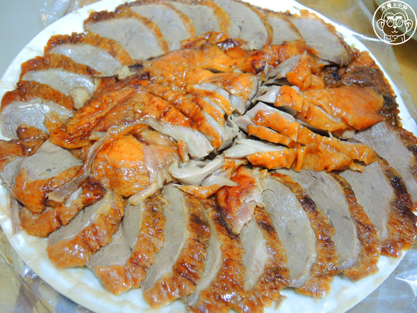 萬香烤鴨莊:呷飽祙【新北板橋・萬香烤鴨莊】烤鴨冠軍的美味