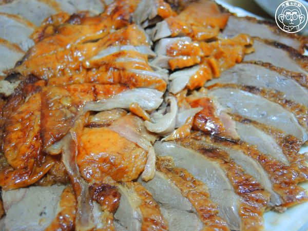 萬香烤鴨莊:呷飽祙【新北板橋・萬香烤鴨莊】烤鴨冠軍的美味