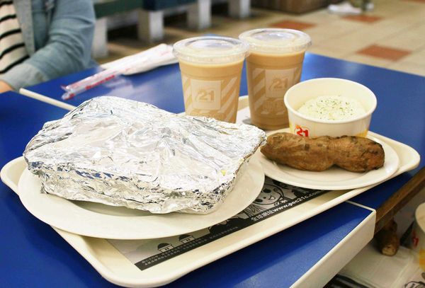 【21世紀烤雞風味館】好梅烤雞-十年汁味,感動好梅-1撕2沾3伴飯新式烤雞吃法