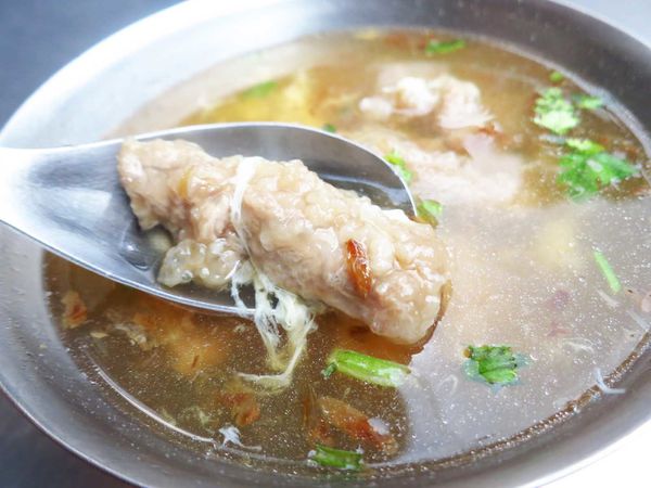 【板橋美食】邱家肉羹油飯-黃石市場祖傳三代老店的美味